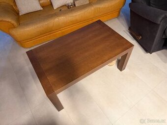 Konferenční dřevěný stůl