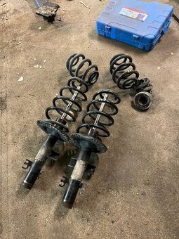 VW T5 podvozek tlumiče pružiny