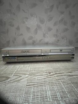 Combo vhs DVD přehrávač Panasonic