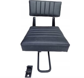 Sedadlo spolujezdce pro traktory Zetor 8011–16145. - 1