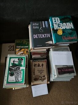 Prodám větší množství detektivek