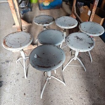 prodám idustriální židle - 1