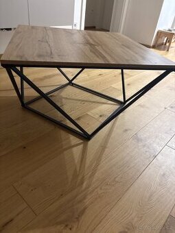 Konferenční stolek