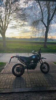 yuki 125 sm