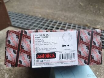Zadní brzdové čelisti Ashika (55-02-212) pro Toyota Yaris