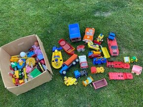 hračky staré hračky retro hračky igra ites směr autíčka