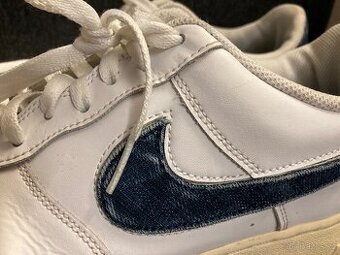 Obrázek k inzerátu: NIKE AIR FORCE 1 LV8 VELCRO ve. 47,5