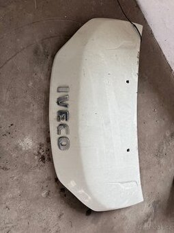 Kapota Iveco Daily 2016.