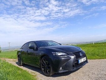 Lexus gs 300h rok 2017