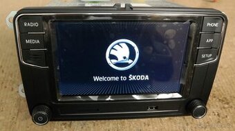 Škoda RCD360Pro CarPlay Android Auto - 1