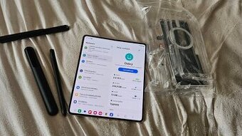Samsung Galaxy Z Fold 4 12/256GB - TOP Stav + PEN