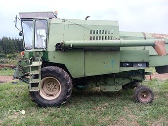 Kombajn E512