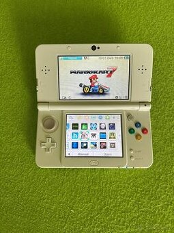 New Nintendo 3DS white CFW