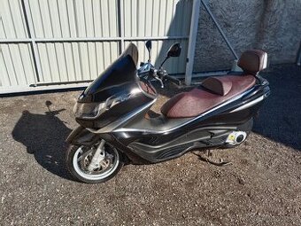 Piaggio X10 125i ABS ASR CZ doklady v ceně