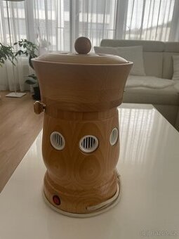 Prodám kvalitní elektrický mlýnek na obilí