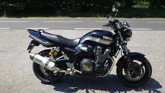 Yamaha XJR 1300