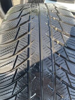 Bridgestone Blizzak 215/55/17 - 2x 7mm, 2x 5mm, zimní