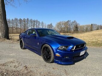 Prodám Ford Mustang 3,7