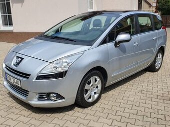 Peugeot 5008, 115 Kw, r.v. 2011, Nová rozvodová sada, 7 míst