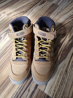 Boty Adidas vel.45 1/3