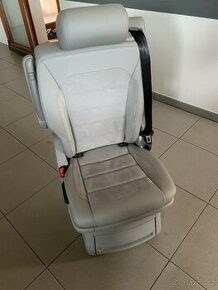 NEOtočne křeslo sedadlo VW Multivan T6 T6.1 světla Alcantara