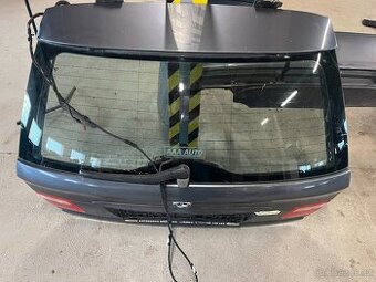 Páté dveře BMW e46 Tourin 2002
