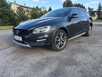 Volvo V60 Cross Country 2.4D 4X4 automat