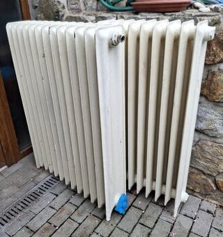 litinové radiátory výška 115cm