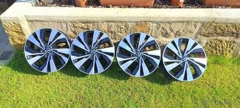 Originální 15" kola VW Polo 2019 – jako nová