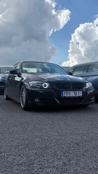 BMW E90 330i LCI benzín manuál