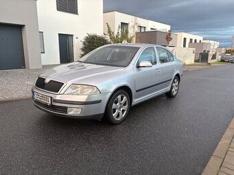 🟦 Škoda Octavia II 1.9 TDI 77 kW – rok 2008 (motor BXE, bez