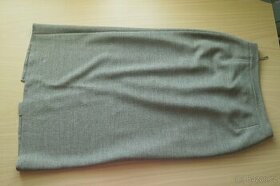 Sukně zelenkavá a kalhotky - vel. 42