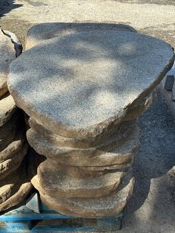 Nášlapné kameny / dlažba / nášlapy