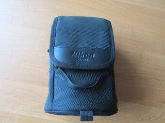 Pouzdro na objektiv Nikon CL-M2 a CL- M3