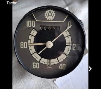 Tachometr