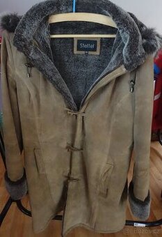 Dámský světlý(krémový) umělý kožich, výb.stav velikost 44