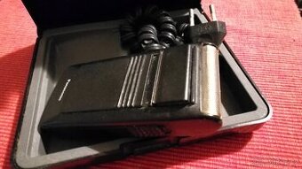 elektr. holící strojek