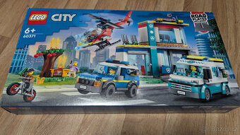 LEGO® City 60371 Zásahová centrála