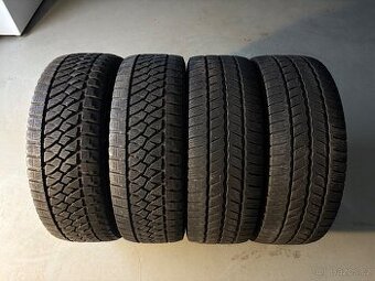 Zimní pneu Bridgestone + Continental 235/65R16C