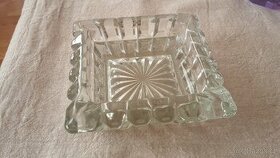 Popelník skleněný