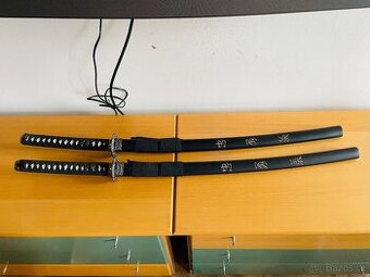 Samurajsky meč dekorace maketa 2kusy se stojanem - 1