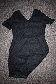 Krajkové společenské šaty vel. 46