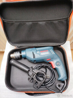 Profi vrtačka Bosh GSB 550+kufřík.
