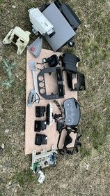 Prodam interierove plasty a casti na Ford c-max