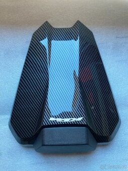 KTM SUPERDUKE 1290 R 2023 kryt sedla....nove.