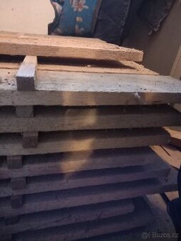 Suchá stavební prkna