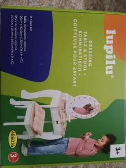 Dětský toaletní stolek