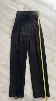 Chlapecké kalhoty na latinskoamerické tance