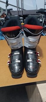 Prodám lyžařské boty