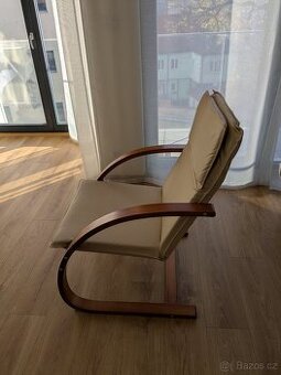 Komplet JYSK – 1x křeslo + 2x konferenční stolek.